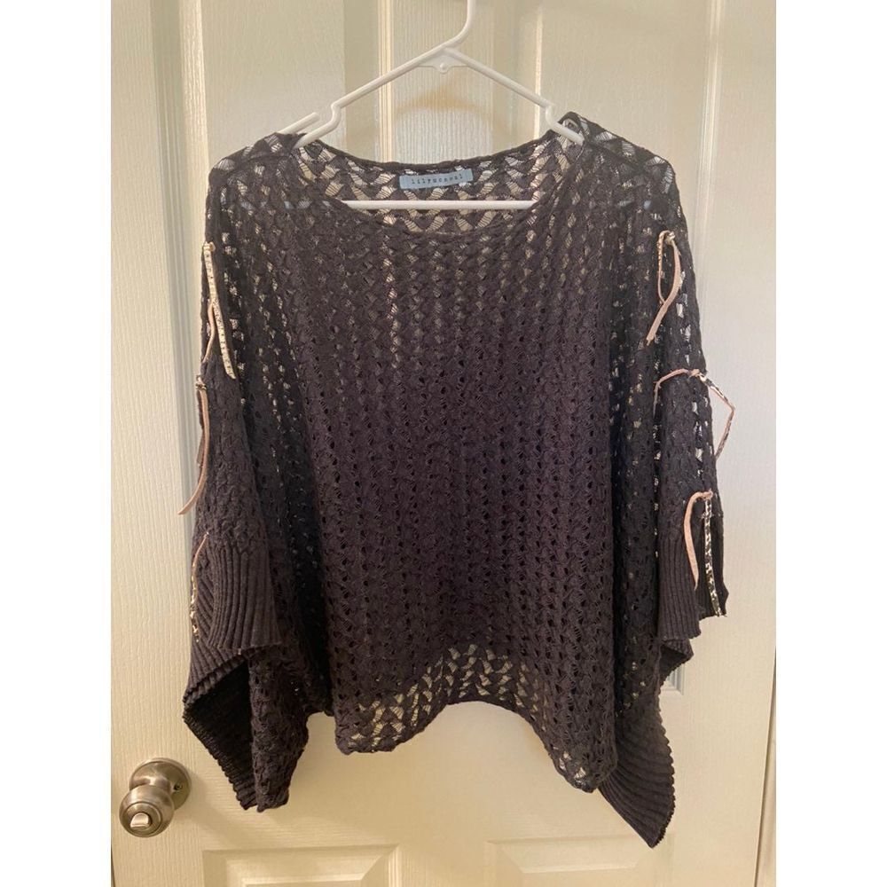 Lily McNeal Black Merino Wool Poncho Sweater Tassels Women's Size Small